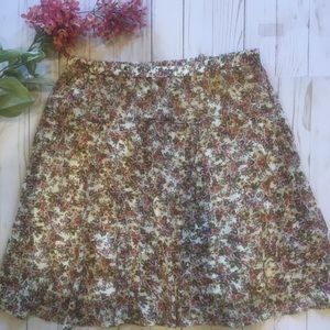 Old Navy Floral Skirt Size-Small